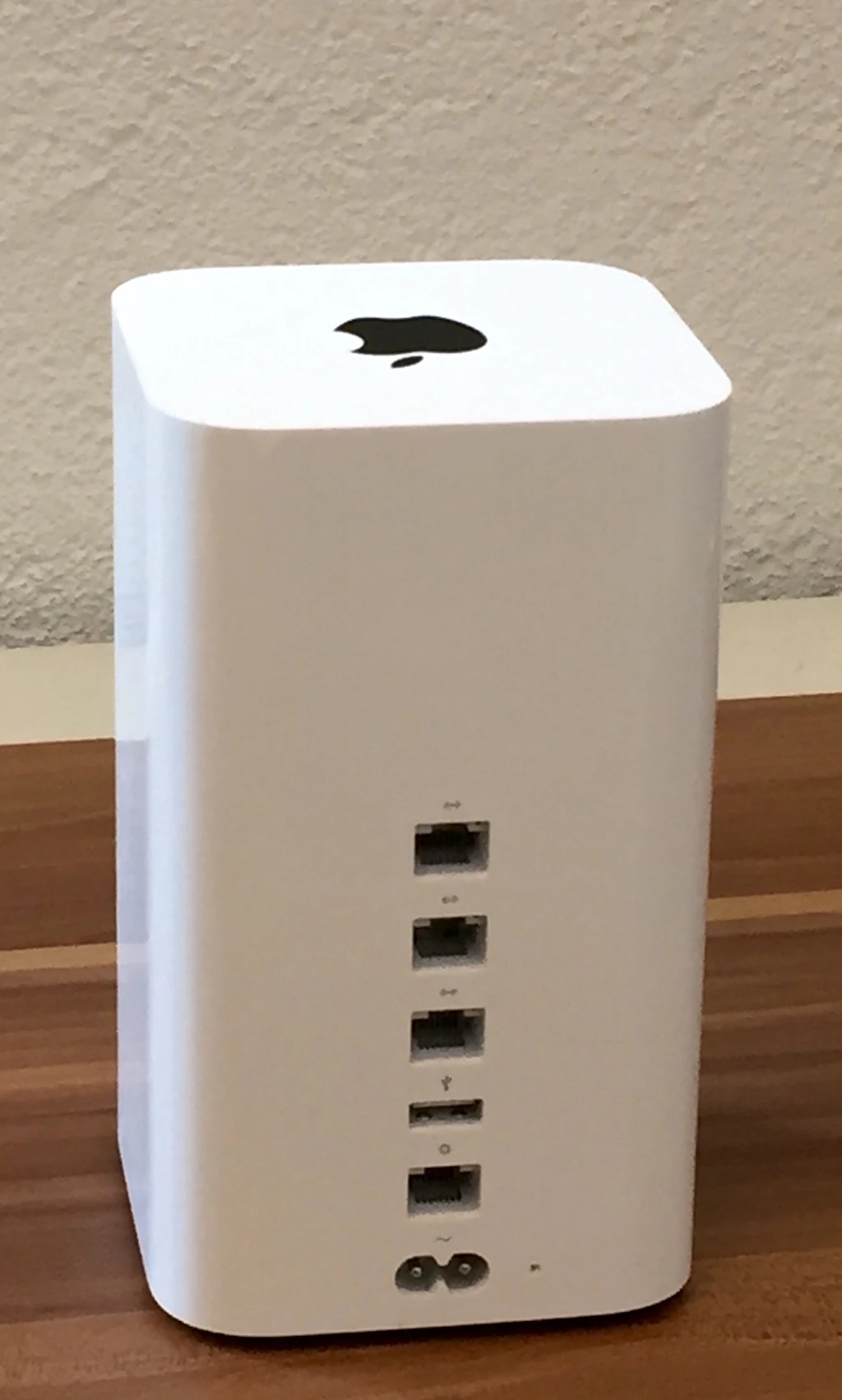 Airport Time Capsule